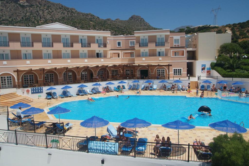 Sunshine Crete Village 4*